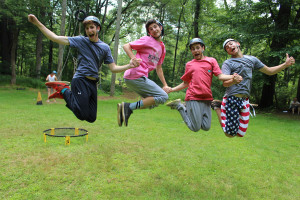 boys_jumping